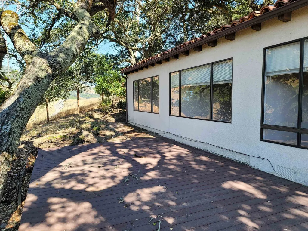 40 Hilldale Court Orinda CA 94563