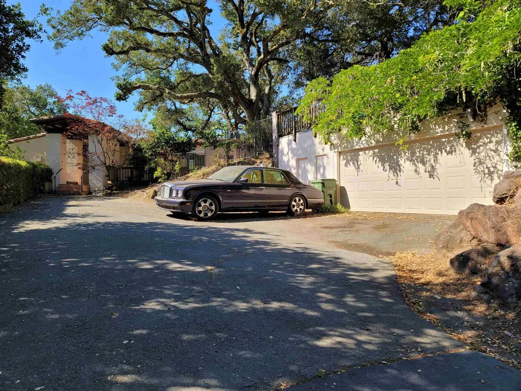 40 Hilldale Court Orinda CA 94563