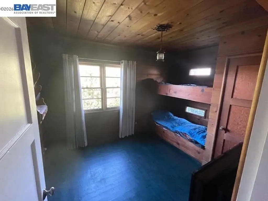 4101 Mountain View Avenue Oakland CA 94605