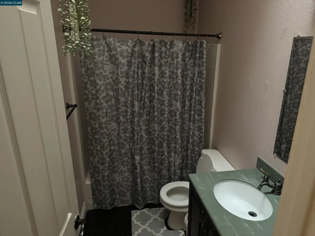 115 Pelican Loop Pittsburg CA 94565
