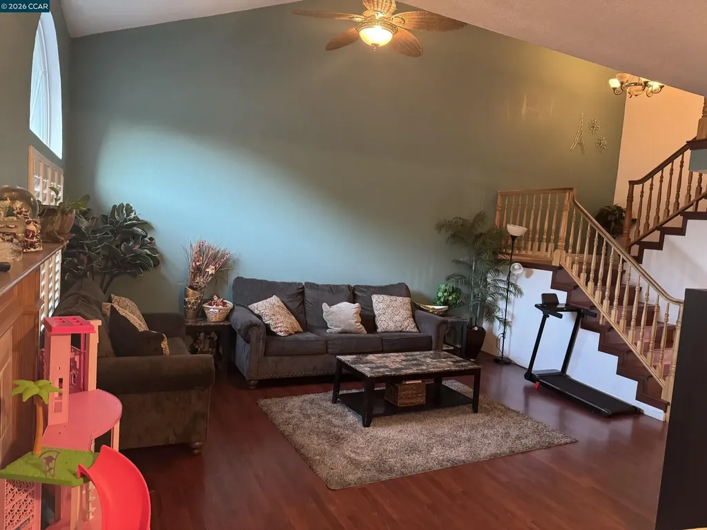 115 Pelican Loop Pittsburg CA 94565