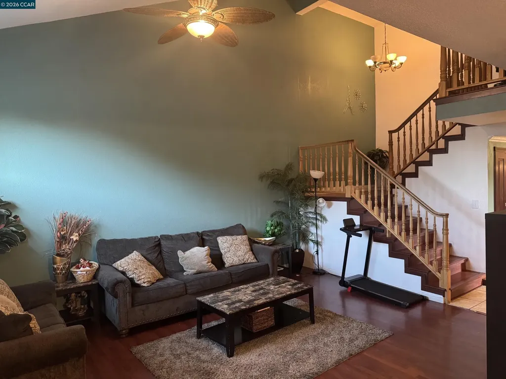 115 Pelican Loop Pittsburg CA 94565