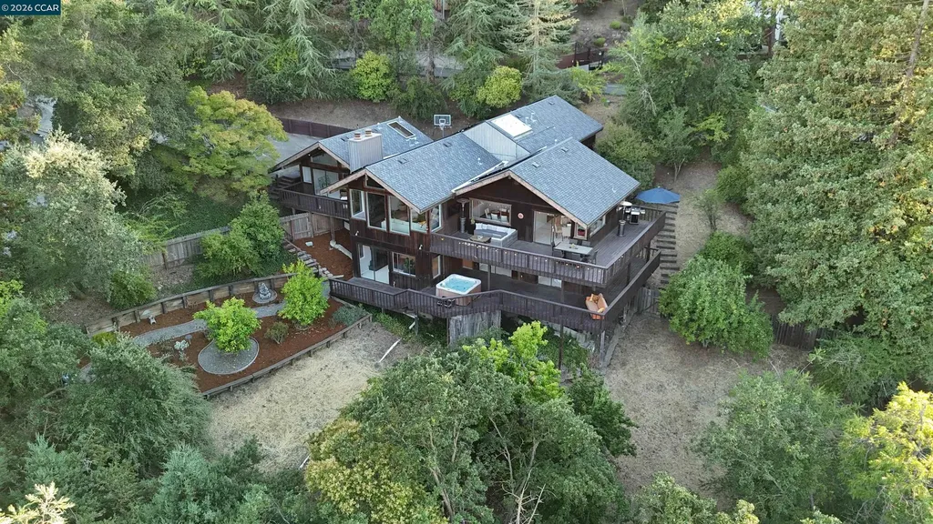 130 Hillcroft Way Walnut Creek CA 94597