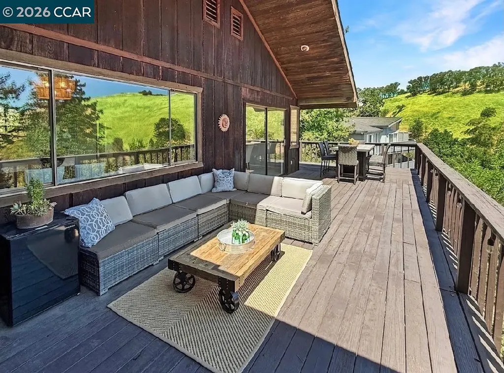 130 Hillcroft Way Walnut Creek CA 94597