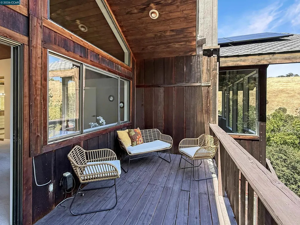 130 Hillcroft Way Walnut Creek CA 94597
