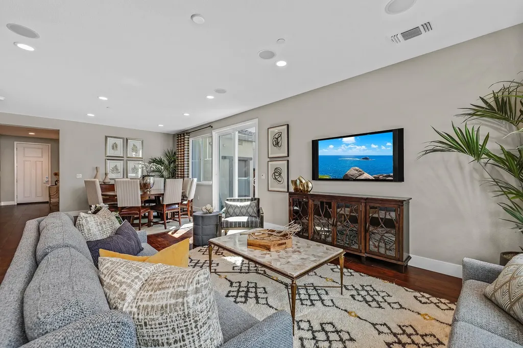 883 Barney Com Livermore CA 94551