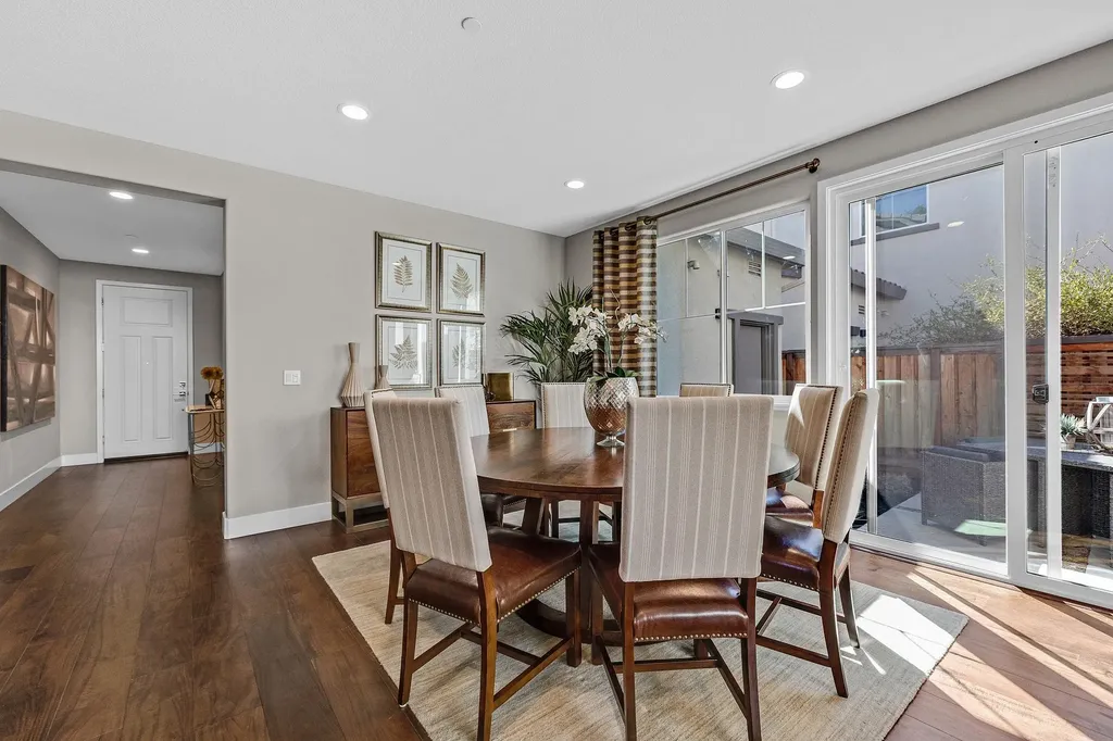 883 Barney Com Livermore CA 94551