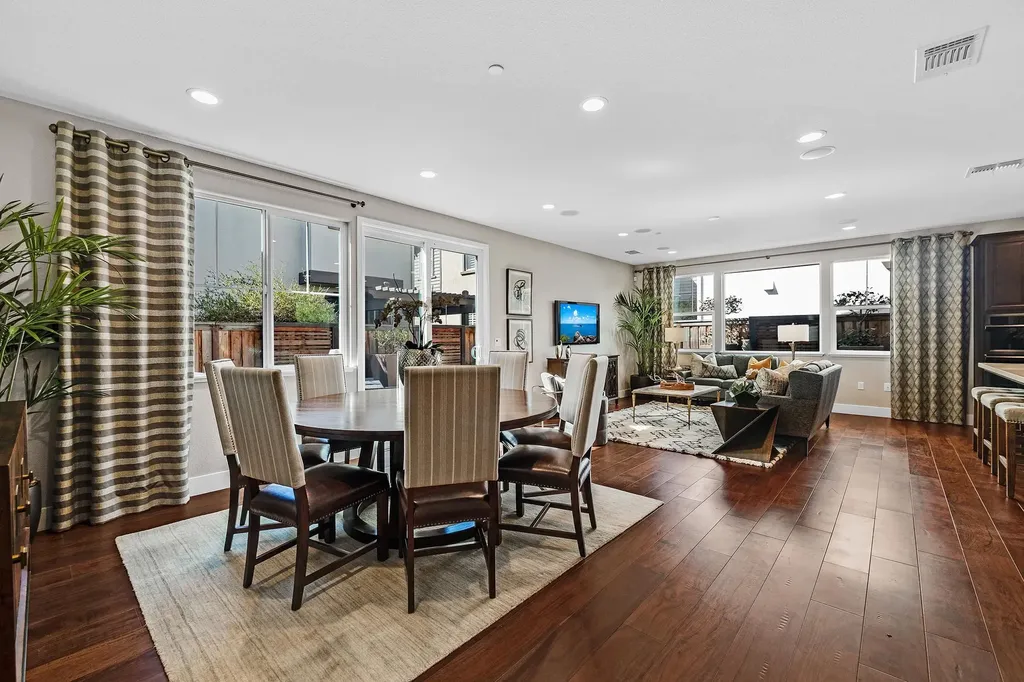 883 Barney Com Livermore CA 94551