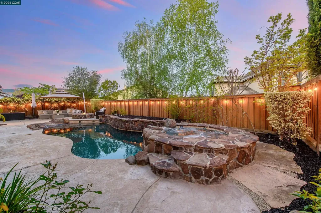 2261 Genoa Street Danville CA 94506