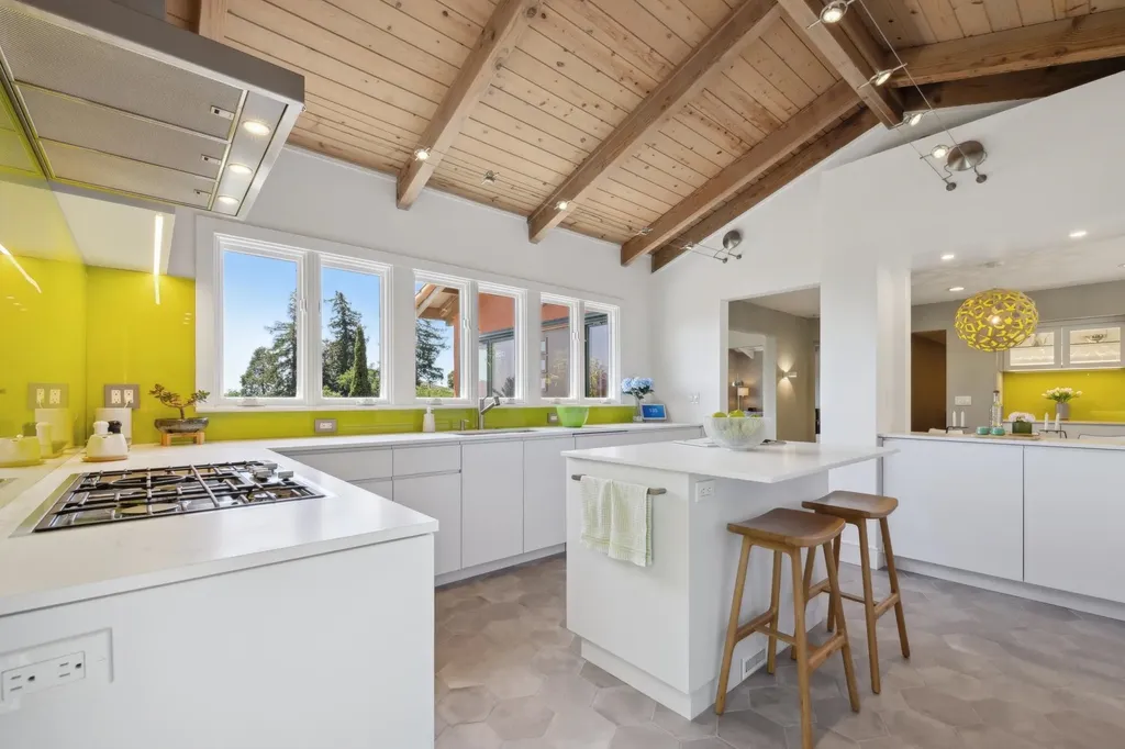 260 Alvarado Road Berkeley CA 94705