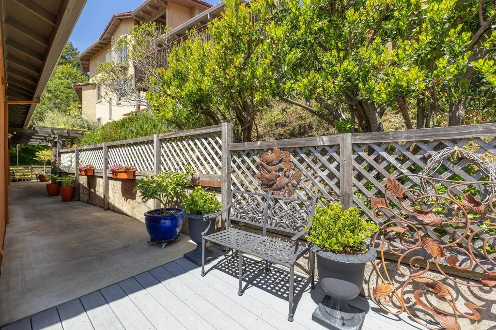 260 Alvarado Road Berkeley CA 94705