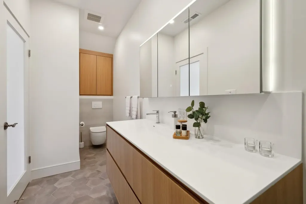 260 Alvarado Road Berkeley CA 94705