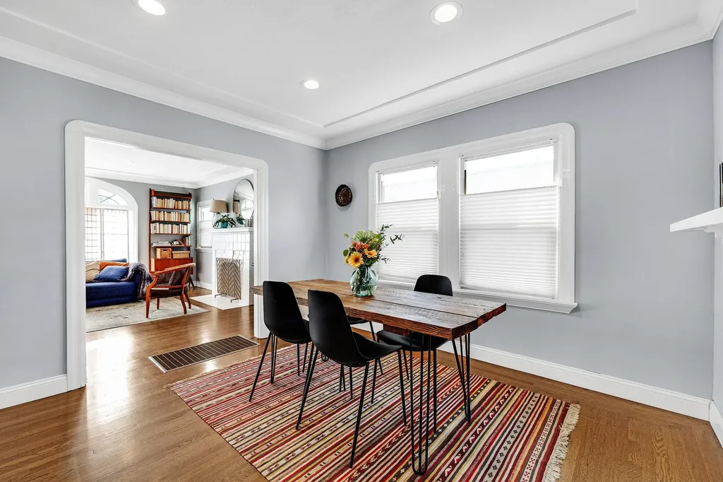 2927 Seminary Avenue Oakland CA 94605