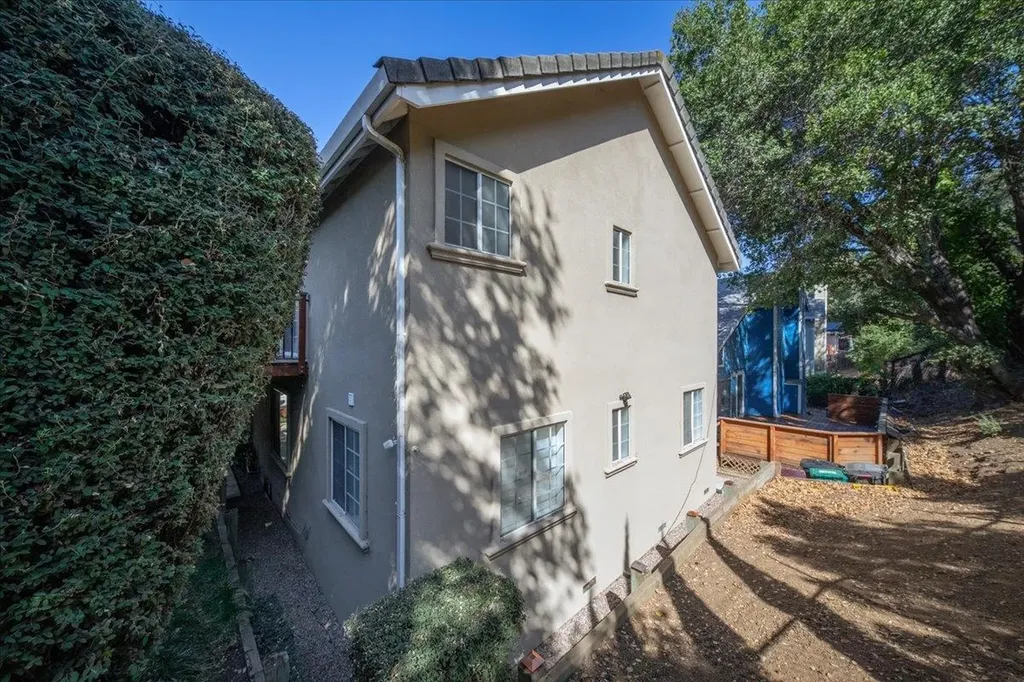 9400 Mountain Boulevard Oakland CA 94605