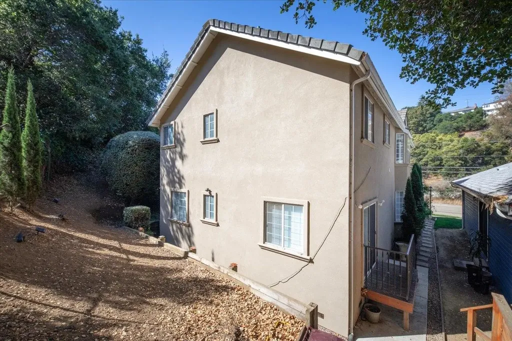 9400 Mountain Boulevard Oakland CA 94605