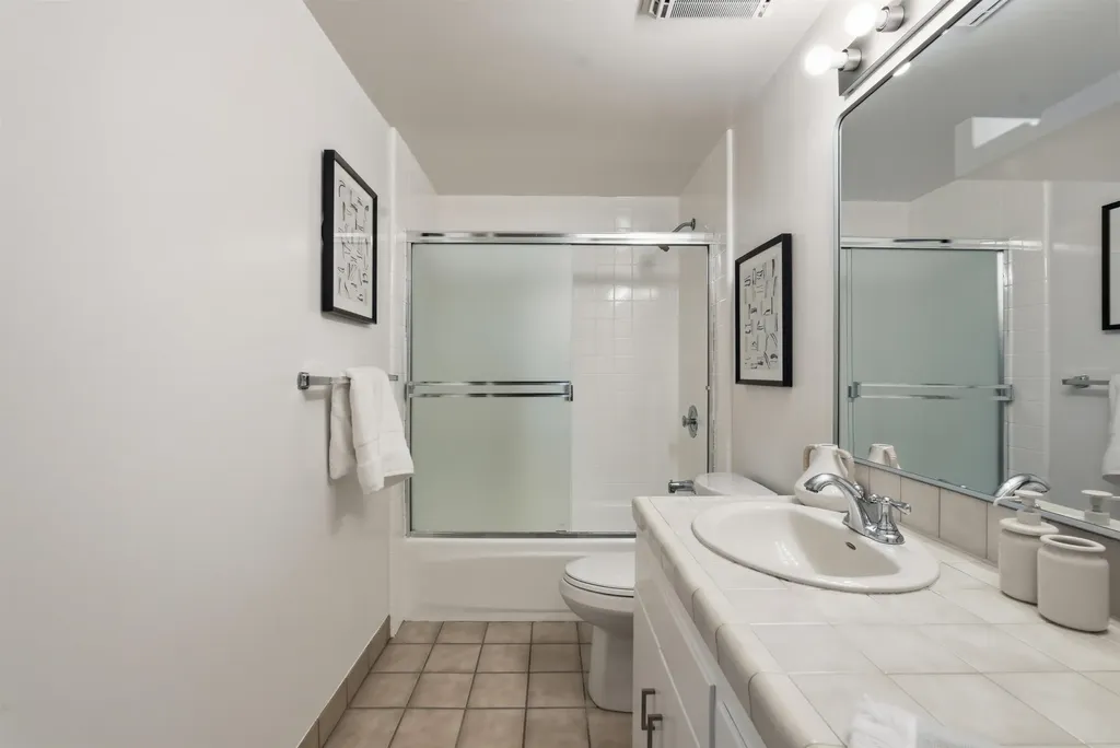 6416 Valley View Road Oakland CA 94611