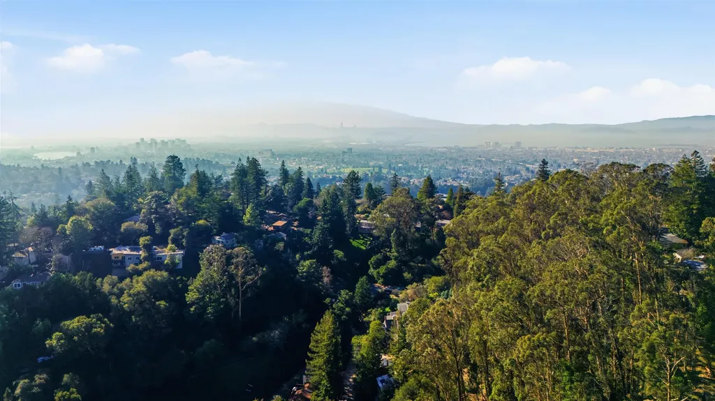 6416 Valley View Road Oakland CA 94611