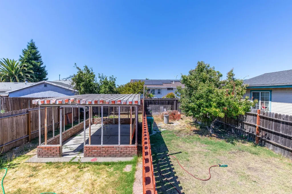 1821 74th Avenue Oakland CA 94621