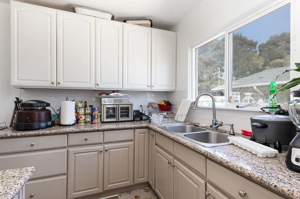 1821 74th Avenue Oakland CA 94621