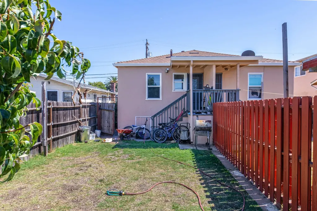 1821 74th Avenue Oakland CA 94621