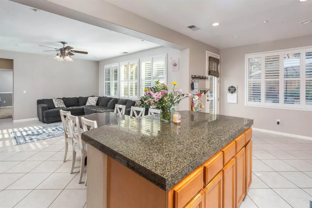 1382 Clay Court Brentwood CA 94513