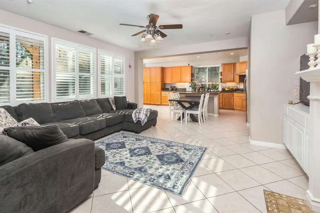 1382 Clay Court Brentwood CA 94513