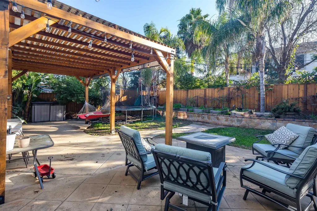 1382 Clay Court Brentwood CA 94513