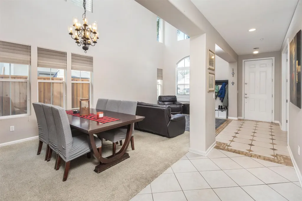 1382 Clay Court Brentwood CA 94513