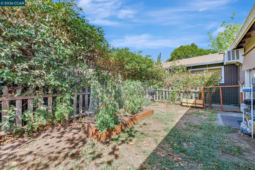 4794 Blum Road Martinez CA 94553