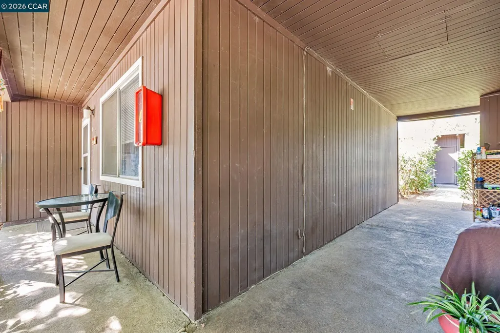 4794 Blum Road Martinez CA 94553