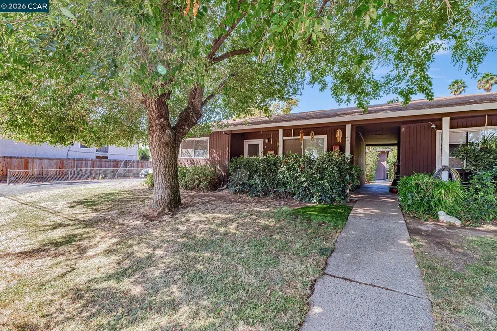 4794 Blum Road Martinez CA 94553