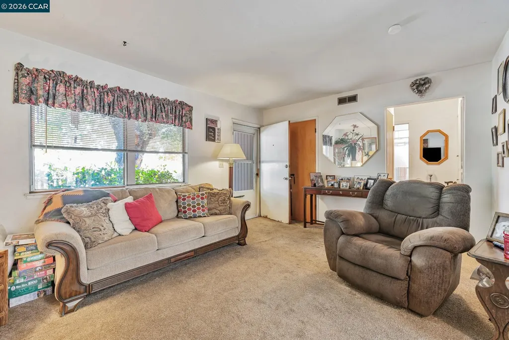 4794 Blum Road Martinez CA 94553