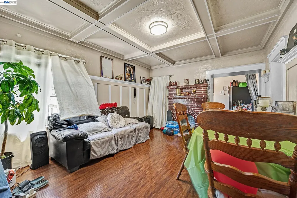 2309 High Street Oakland CA 94601