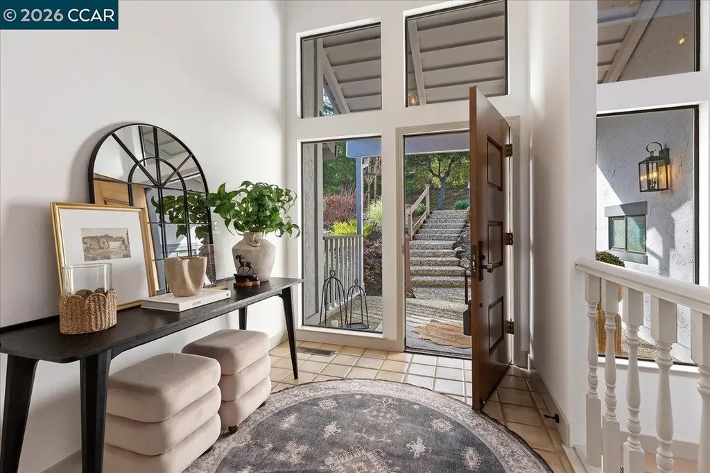 28 Tamarisk Moraga CA 94556