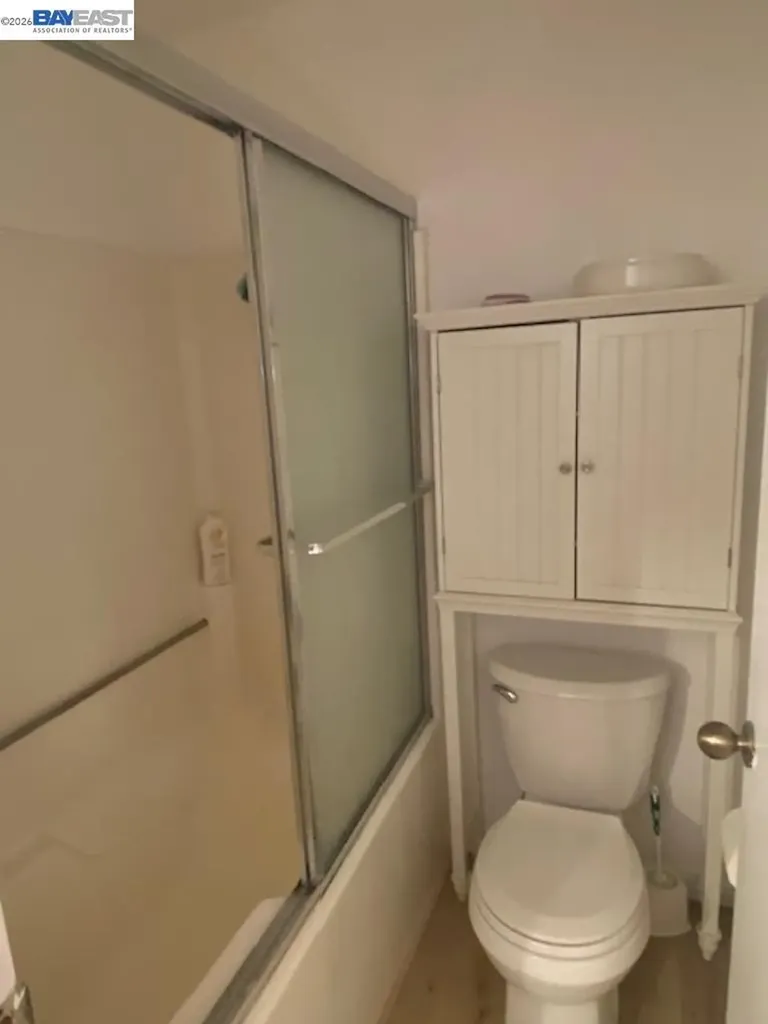 65 Glenwood Hercules CA 94547