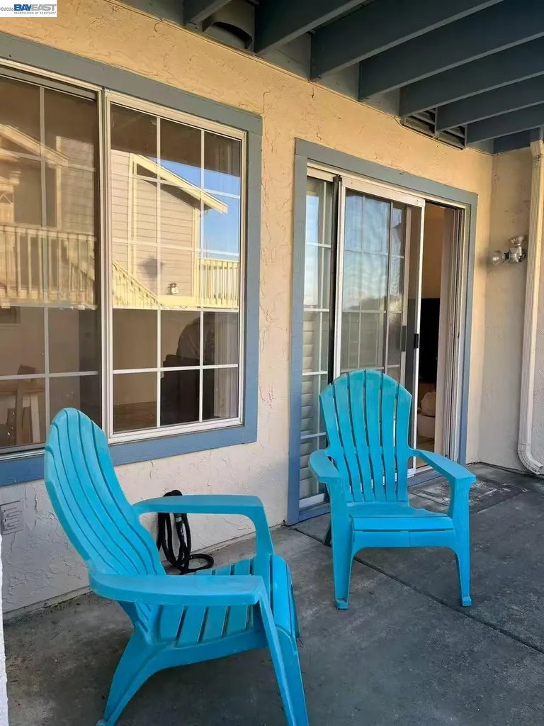 65 Glenwood Hercules CA 94547