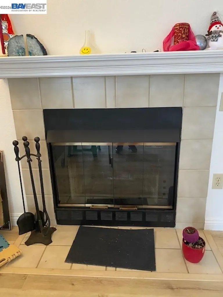 65 Glenwood Hercules CA 94547