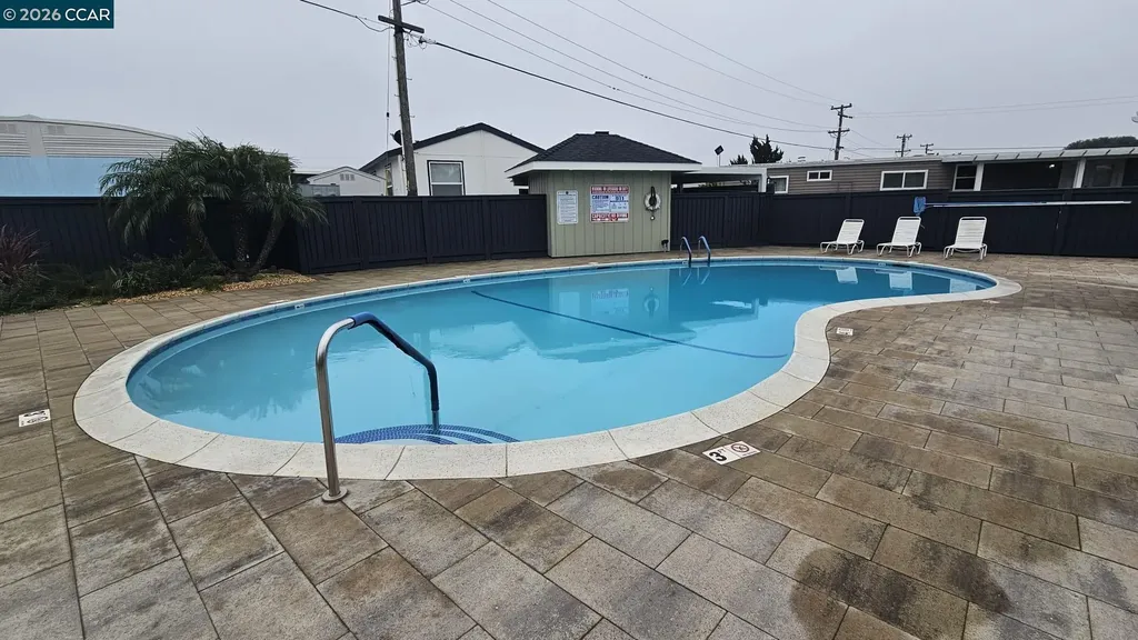 123 Zartop Oakley CA 94561