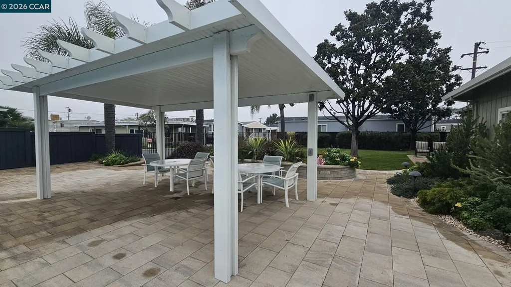 123 Zartop Oakley CA 94561