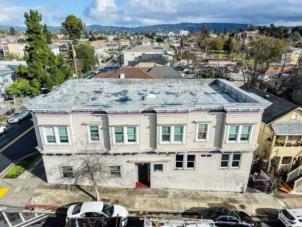 1504 13th Avenue Oakland CA 94606