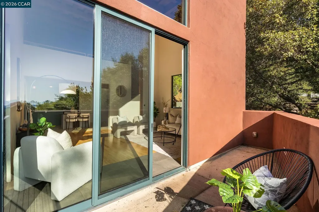 161 Panoramic Way Berkeley CA 94704