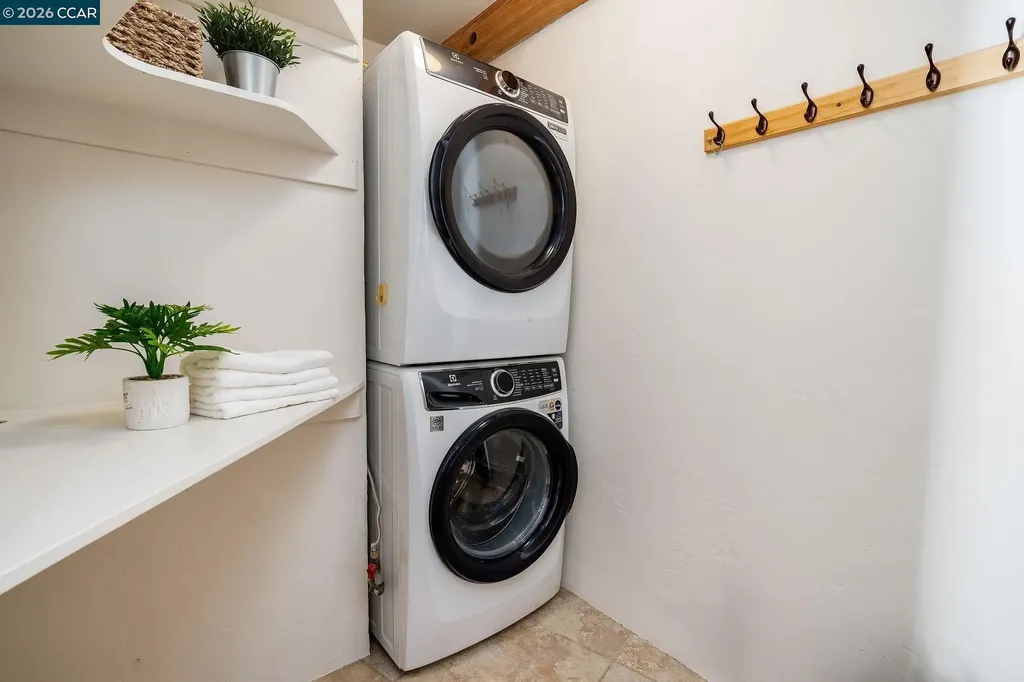 161 Panoramic Way Berkeley CA 94704