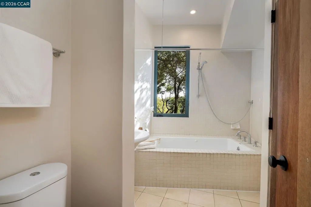 161 Panoramic Way Berkeley CA 94704