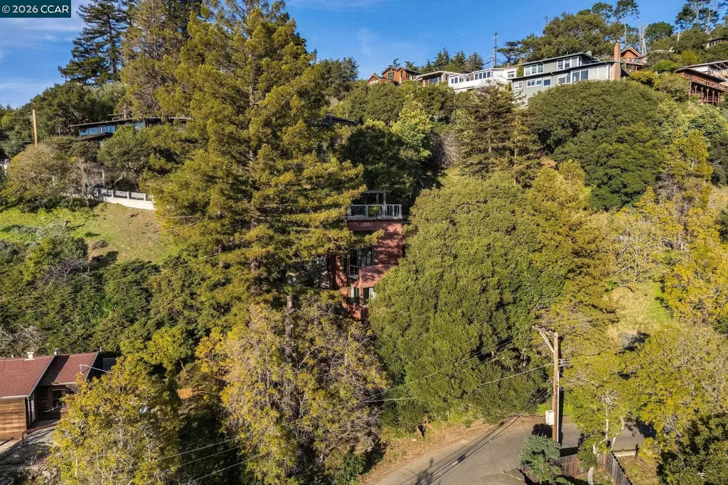 161 Panoramic Way Berkeley CA 94704