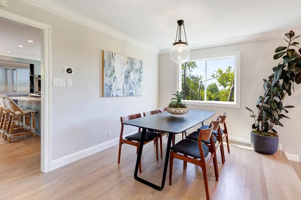 2 Cavendish Lane Piedmont CA 94602
