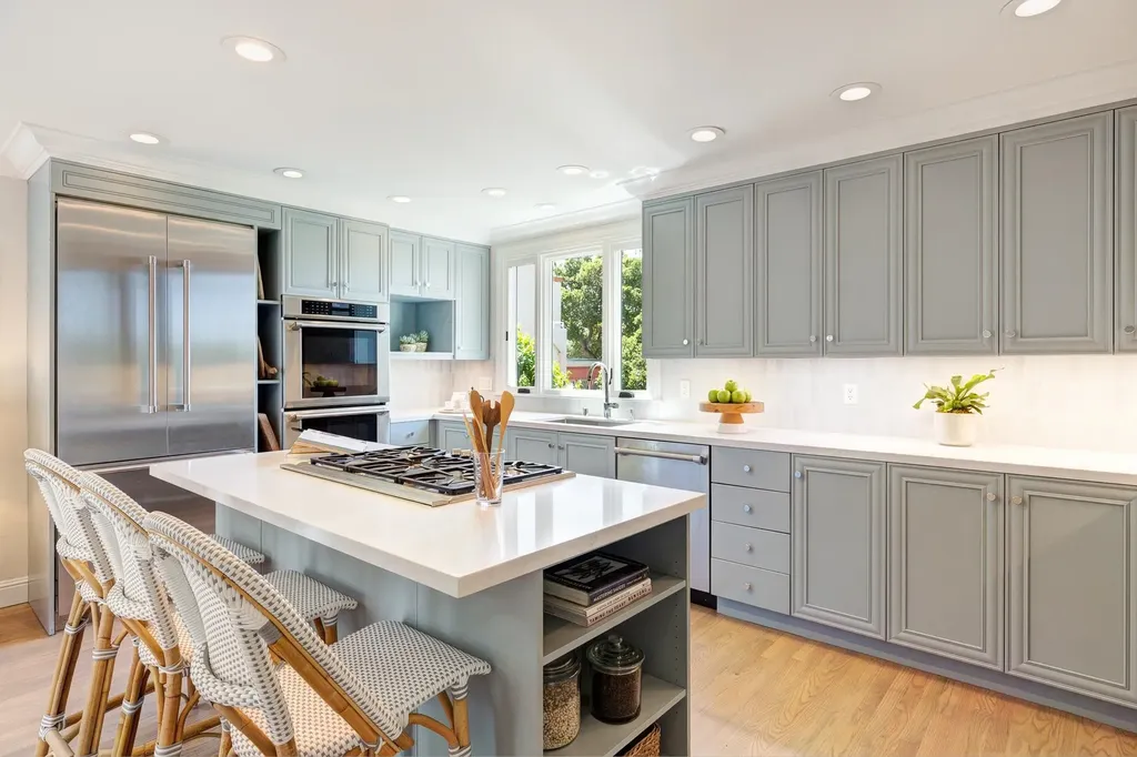 2 Cavendish Lane Piedmont CA 94602