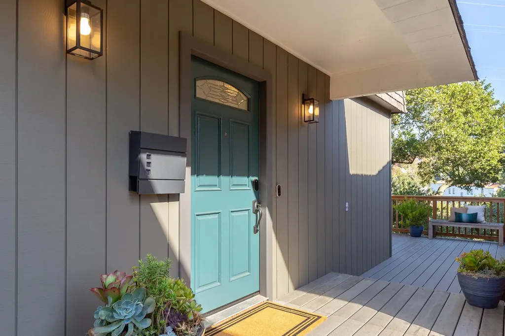 2 Cavendish Lane Piedmont CA 94602
