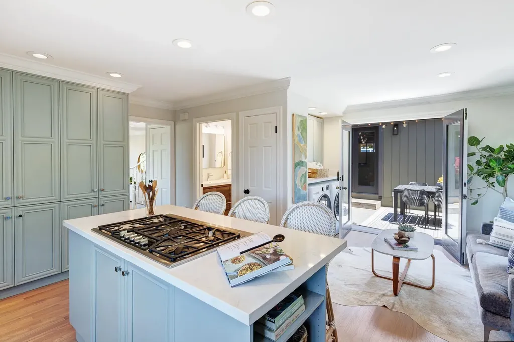 2 Cavendish Lane Piedmont CA 94602