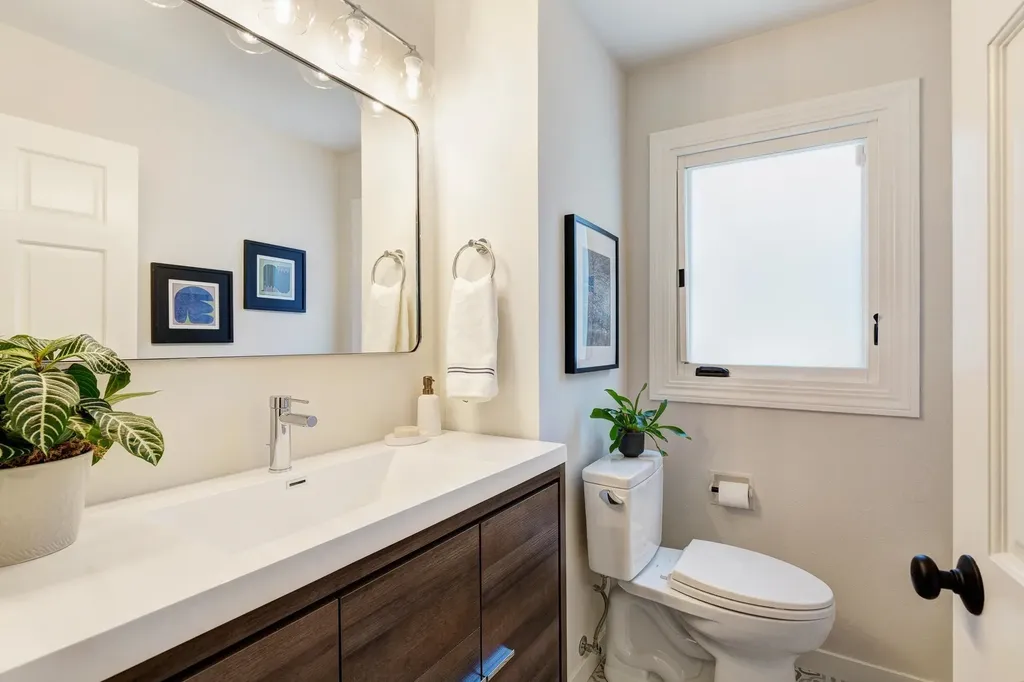 2 Cavendish Lane Piedmont CA 94602