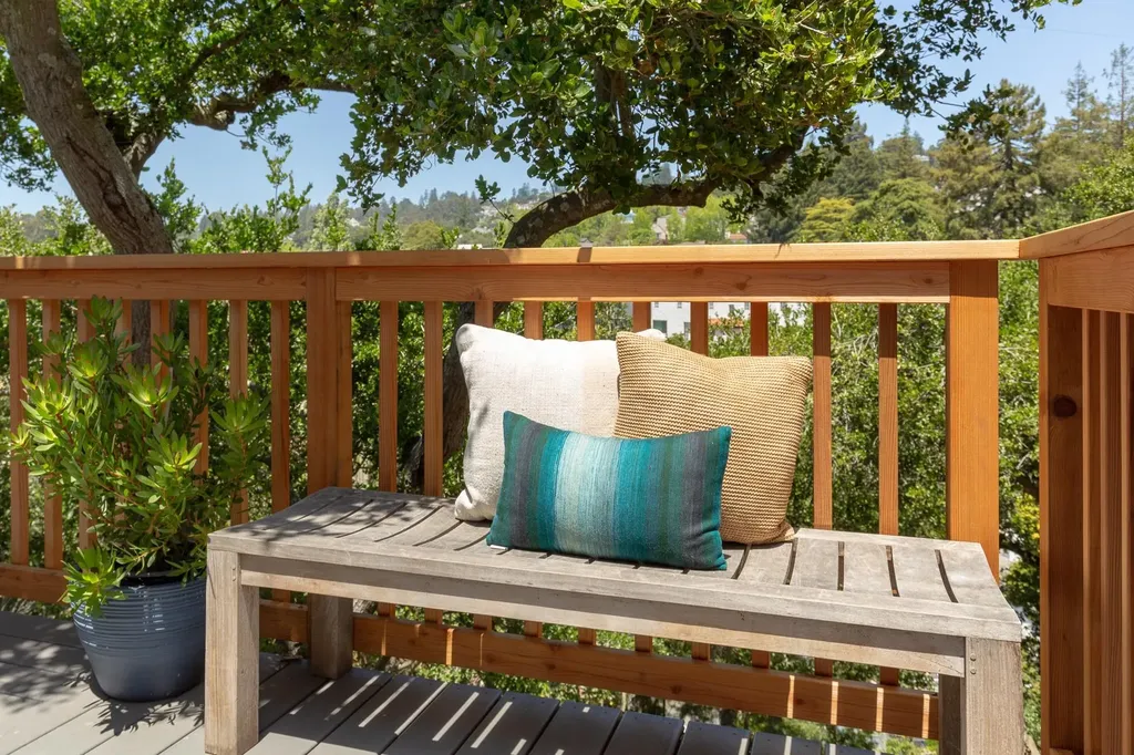2 Cavendish Lane Piedmont CA 94602